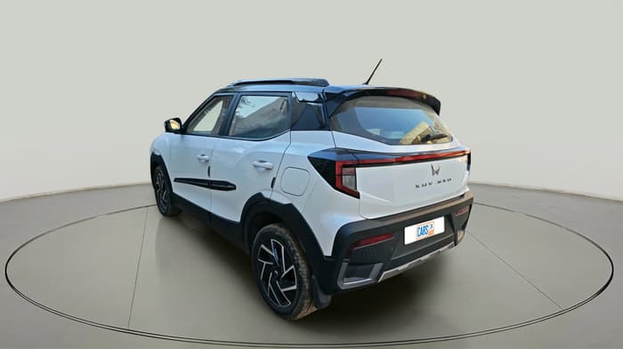 2024 Mahindra XUV 3XO AX7 1.5 Turbo Diesel Autoshift Plus, Diesel, Automatic, 34,274 km, exterior