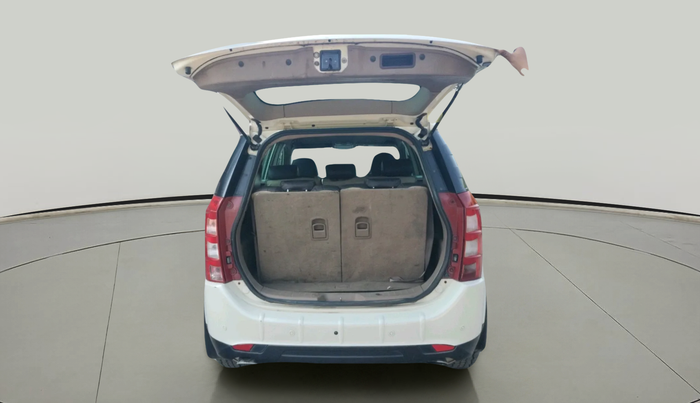 2012 Mahindra XUV500 W8, Diesel, Manual, 1,72,314 km, exterior