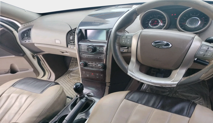 2012 Mahindra XUV500 W8, Diesel, Manual, 1,72,314 km, interior