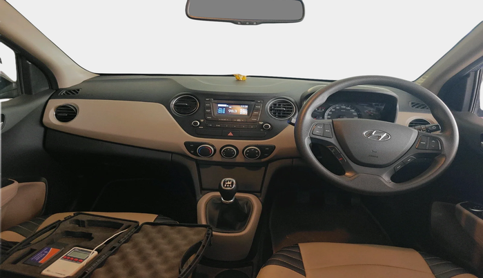 2015 Hyundai Xcent SX 1.2, Petrol, Manual, 60,453 km, interior