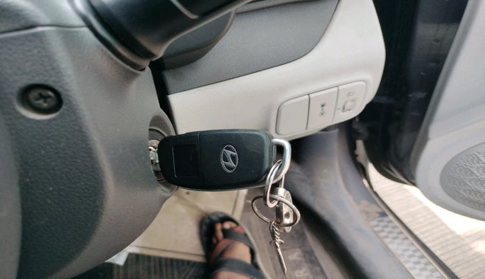 2023 Hyundai AURA S 1.2 CNG, Petrol, Manual, 30,202 km, interior