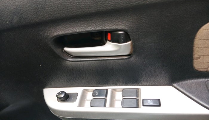 2014 Maruti Wagon R 1.0 VXI, Petrol, Manual, 34,585 km, interior