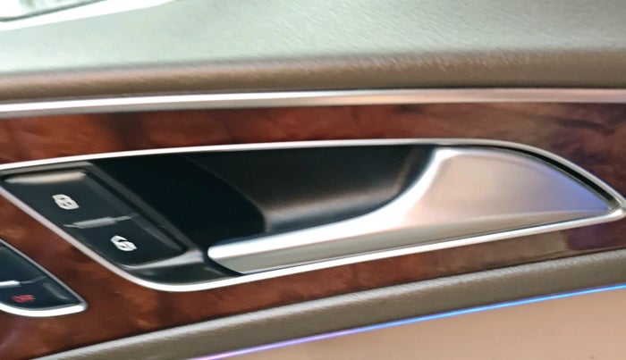 2013 Audi A6 2.0 TDI PREMIUM, Diesel, Automatic, 1,60,327 km, interior