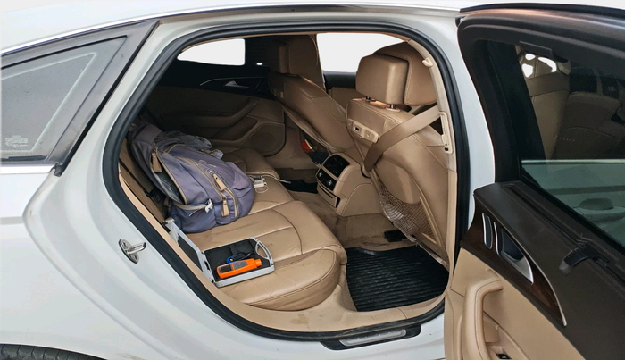 2013 Audi A6 2.0 TDI PREMIUM, Diesel, Automatic, 1,60,327 km, interior