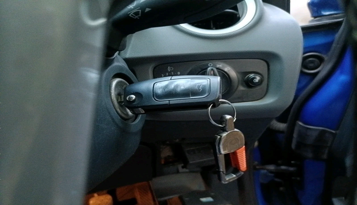 2011 Ford Fiesta TITANIUM+ DIESEL, Diesel, Manual, 1,52,703 km, interior