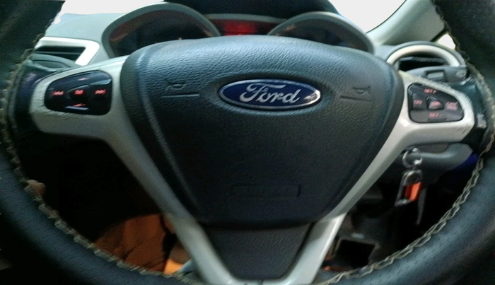 2011 Ford Fiesta TITANIUM+ DIESEL, Diesel, Manual, 1,52,703 km, interior