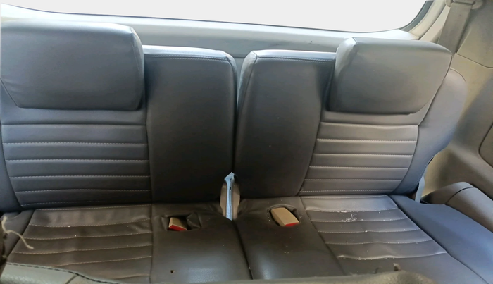 2013 Toyota Innova 2.5 G4 7 STR, Diesel, Manual, 1,83,685 km, interior