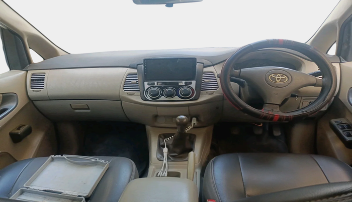 2013 Toyota Innova 2.5 G4 7 STR, Diesel, Manual, 1,83,685 km, interior
