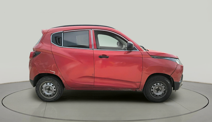 2016 Mahindra Kuv100 K2 6 STR, CNG, Manual, 1,67,619 km, exterior