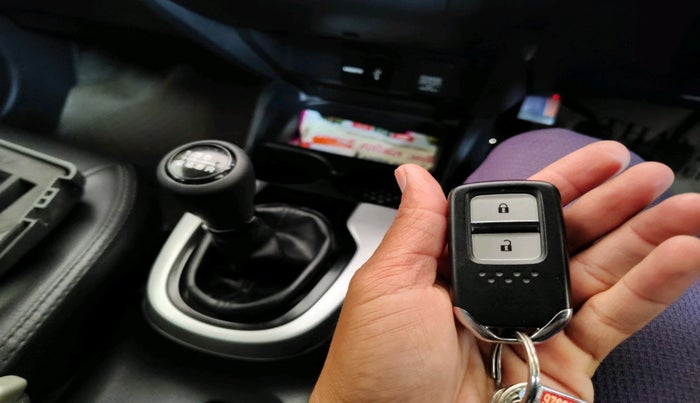 2017 Honda WR-V 1.5L I-DTEC VX MT, Diesel, Manual, 80,545 km, interior