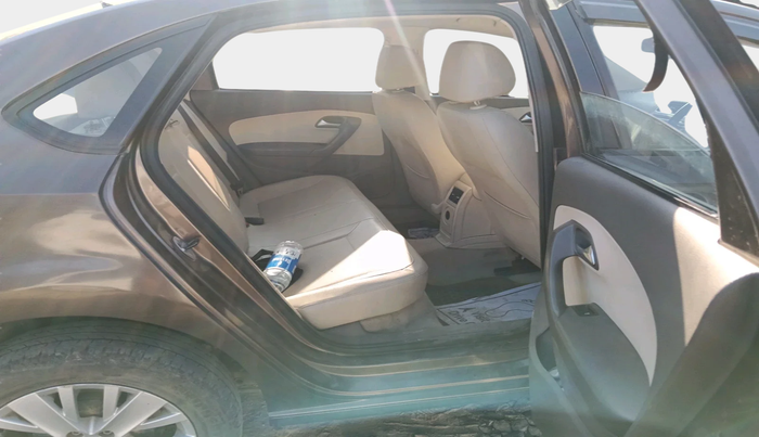 2015 Volkswagen Vento HIGHLINE 1.5 AT, Diesel, Automatic, 1,28,760 km, interior