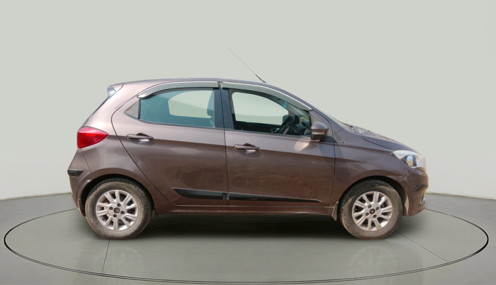 2016 Tata Tiago XZ PETROL, Petrol, Manual, 1,26,605 km, exterior