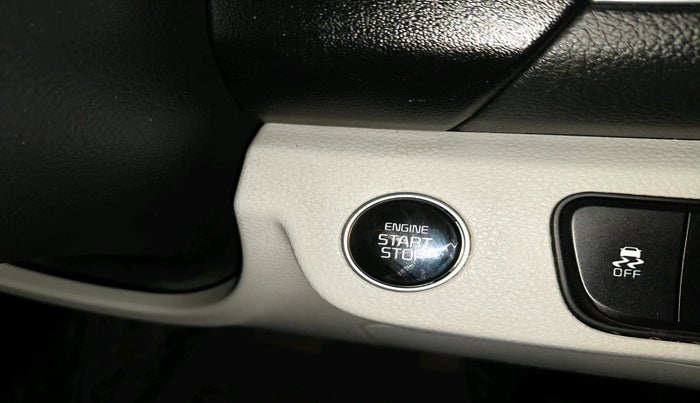 2022 KIA SELTOS HTX IVT 1.5 PETROL, Petrol, Automatic, 28,675 km, interior