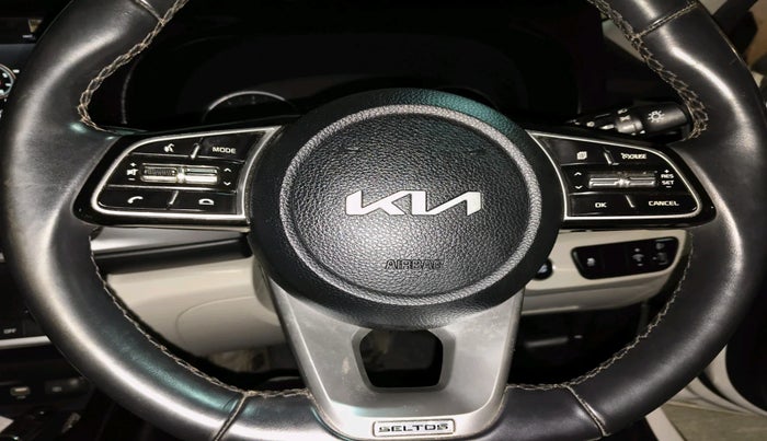 2022 KIA SELTOS HTX IVT 1.5 PETROL, Petrol, Automatic, 28,675 km, interior