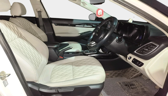 2022 KIA SELTOS HTX IVT 1.5 PETROL, Petrol, Automatic, 28,675 km, interior