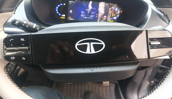 2024 Tata NEXON CREATIVE 1.2 PETROL, Petrol, Manual, 4,338 km, interior