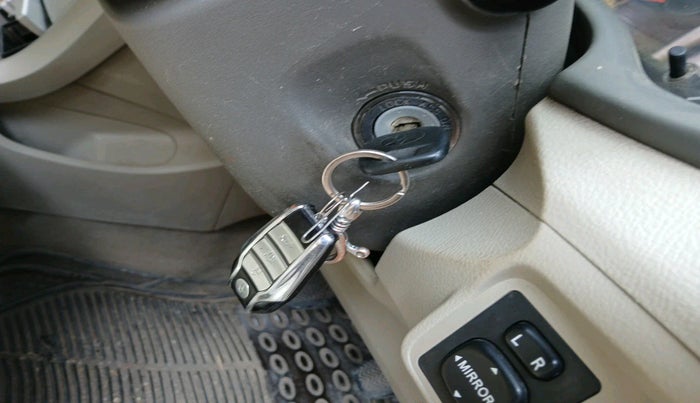 2011 Toyota Corolla Altis J DIESEL, Diesel, Manual, 1,89,165 km, interior