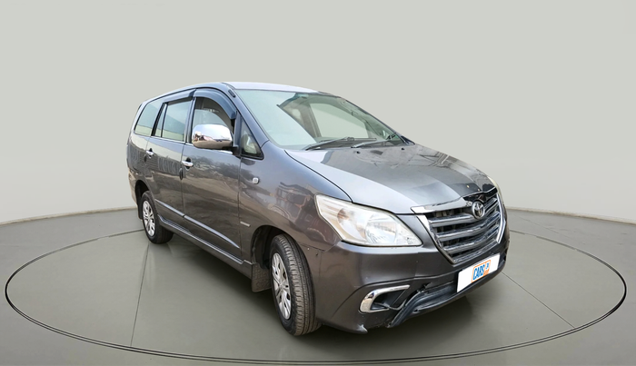 2014 Toyota Innova 2.5 GX 8 STR, Diesel, Manual, 2,03,288 km, exterior