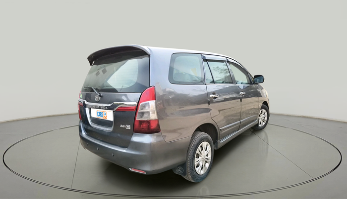 2014 Toyota Innova 2.5 GX 8 STR, Diesel, Manual, 2,03,288 km, exterior