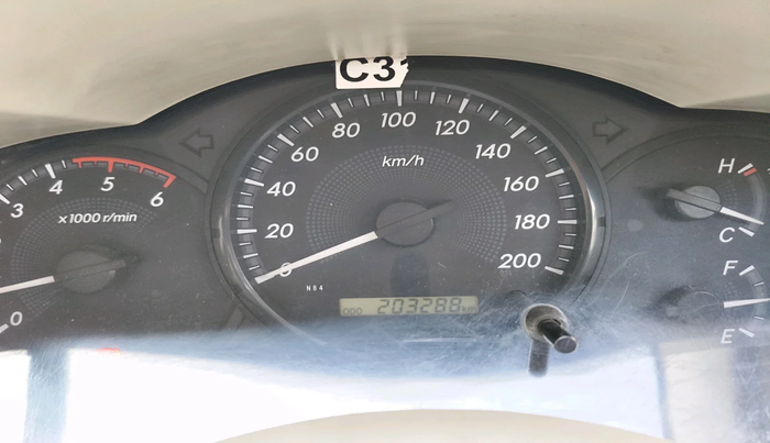 2014 Toyota Innova 2.5 GX 8 STR, Diesel, Manual, 2,03,288 km, interior