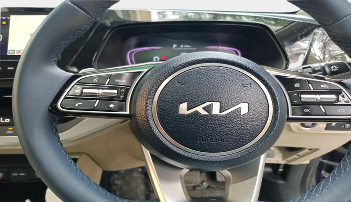 2022 KIA CARENS LUXURY PLUS 1.5 DIESEL AT 7 STR, Diesel, Automatic, 21,617 km, interior