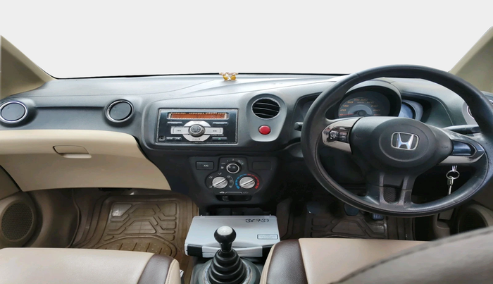 2014 Honda Amaze 1.5L I-DTEC S, Diesel, Manual, 1,09,316 km, interior