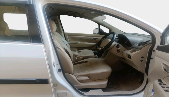 2017 Maruti Ertiga VXI CNG, Petrol, Manual, 1,11,525 km, interior