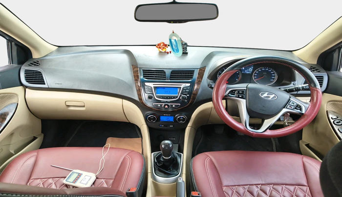 2014 Hyundai Verna FLUIDIC 1.6 VTVT SX, Petrol, Manual, 1,17,264 km, interior