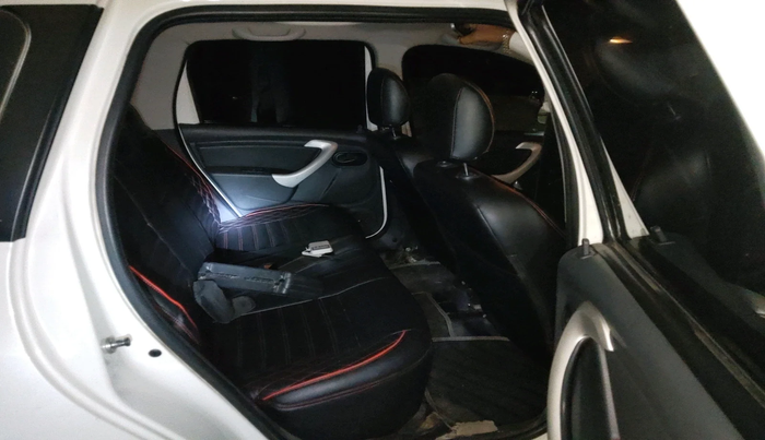 2016 Nissan Terrano XE (D), Diesel, Manual, 80,922 km, interior