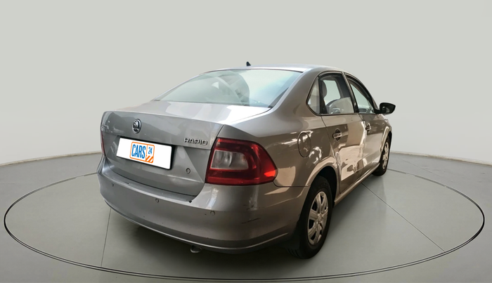 2013 Skoda Rapid AMBITION 1.6 MPI MT PLUS, Petrol, Manual, 1,14,613 km, exterior