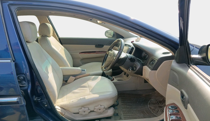 2010 Hyundai Verna TRANSFORM 1.6 SX VTVT, Petrol, Manual, 70,649 km, interior