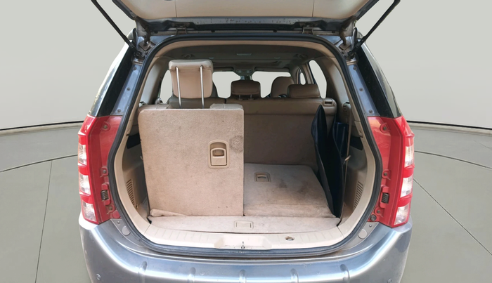 2016 Mahindra XUV500 W10, Diesel, Manual, 95,698 km, exterior