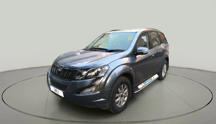 2016 Mahindra XUV500 W10, Diesel, Manual, 95,698 km, exterior