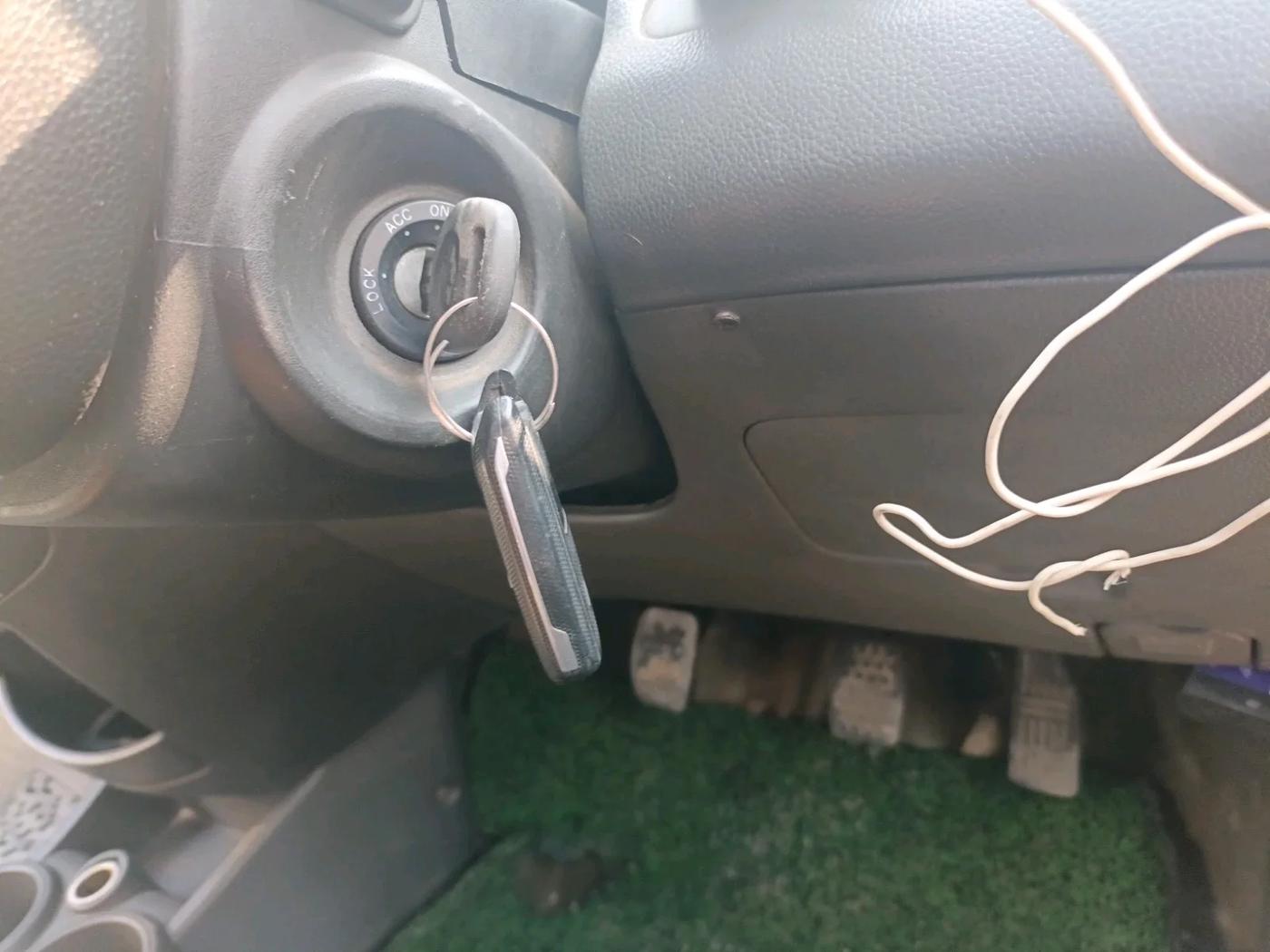 2011 Chevrolet Beat PS DIESEL, Diesel, Manual, 1,65,337 km, interior