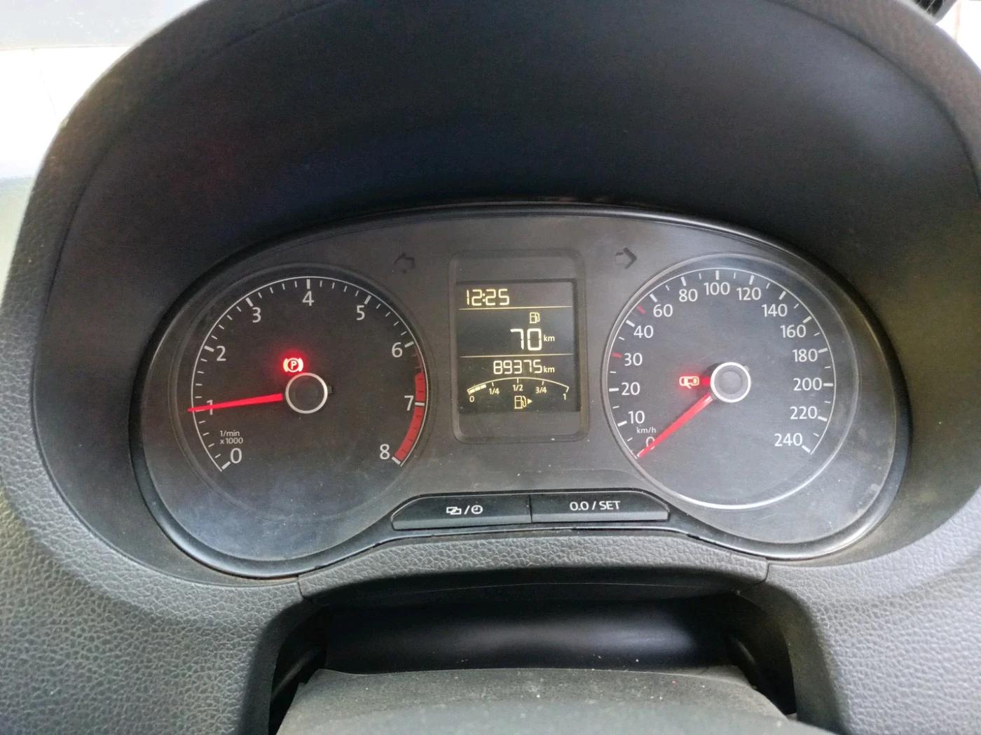 2016 Volkswagen Ameo COMFORTLINE 1.2L, CNG, Manual, 1,31,425 km, interior