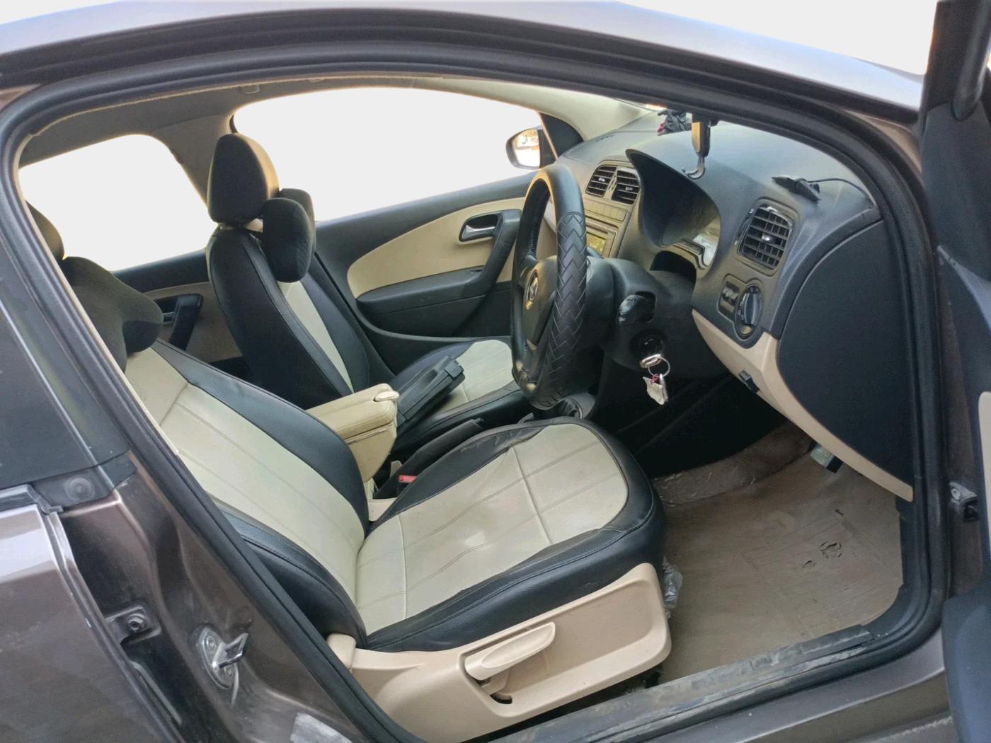 2016 Volkswagen Ameo COMFORTLINE 1.2L, CNG, Manual, 1,31,425 km, interior