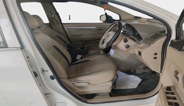 2015 Maruti Ertiga VXI CNG, Petrol, Manual, 1,56,364 km, interior