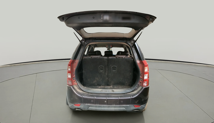 2012 Mahindra XUV500 W8, Diesel, Manual, 97,804 km, exterior