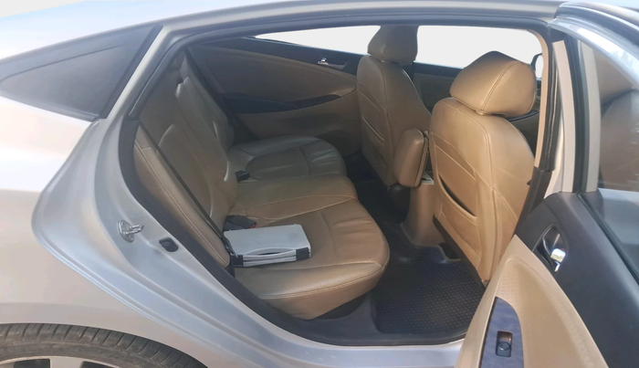 2012 Hyundai Verna FLUIDIC 1.6 VTVT SX OPT AT, Petrol, Automatic, 1,10,843 km, interior