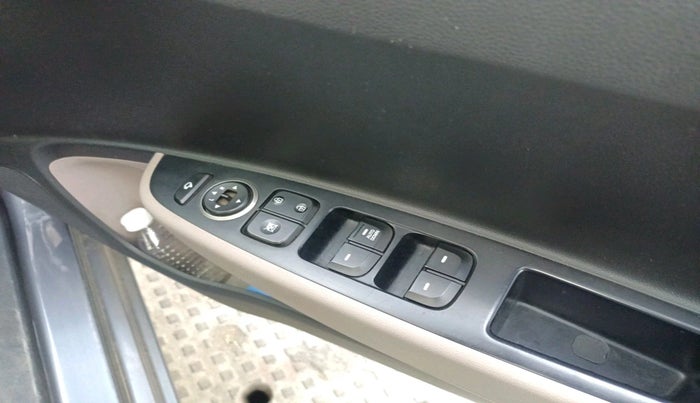 2018 Hyundai Grand i10 SPORTZ 1.2 KAPPA VTVT, Petrol, Manual, 71,834 km, interior