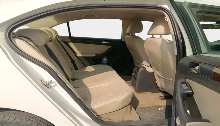 2011 Volkswagen Jetta COMFORTLINE TDI, Diesel, Manual, 1,03,087 km, interior