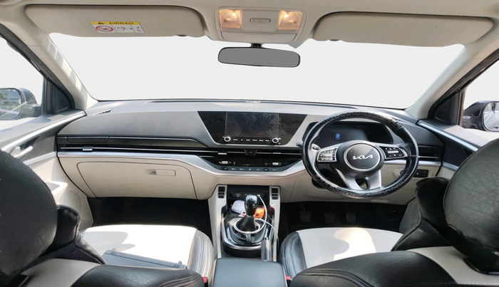 2022 KIA CARENS PRESTIGE PLUS 1.4 PETROL 7 STR, Petrol, Manual, 53,847 km, interior