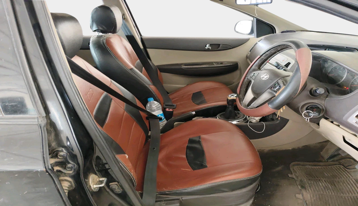 2011 Hyundai i20 SPORTZ 1.2, Petrol, Manual, 1,08,769 km, interior