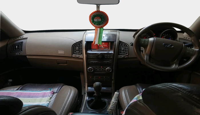 2012 Mahindra XUV500 W8 AWD, Diesel, Manual, 1,06,211 km, interior