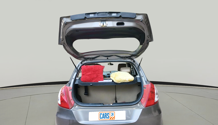 2017 Maruti Swift VXI, Petrol, Manual, 28,889 km, exterior