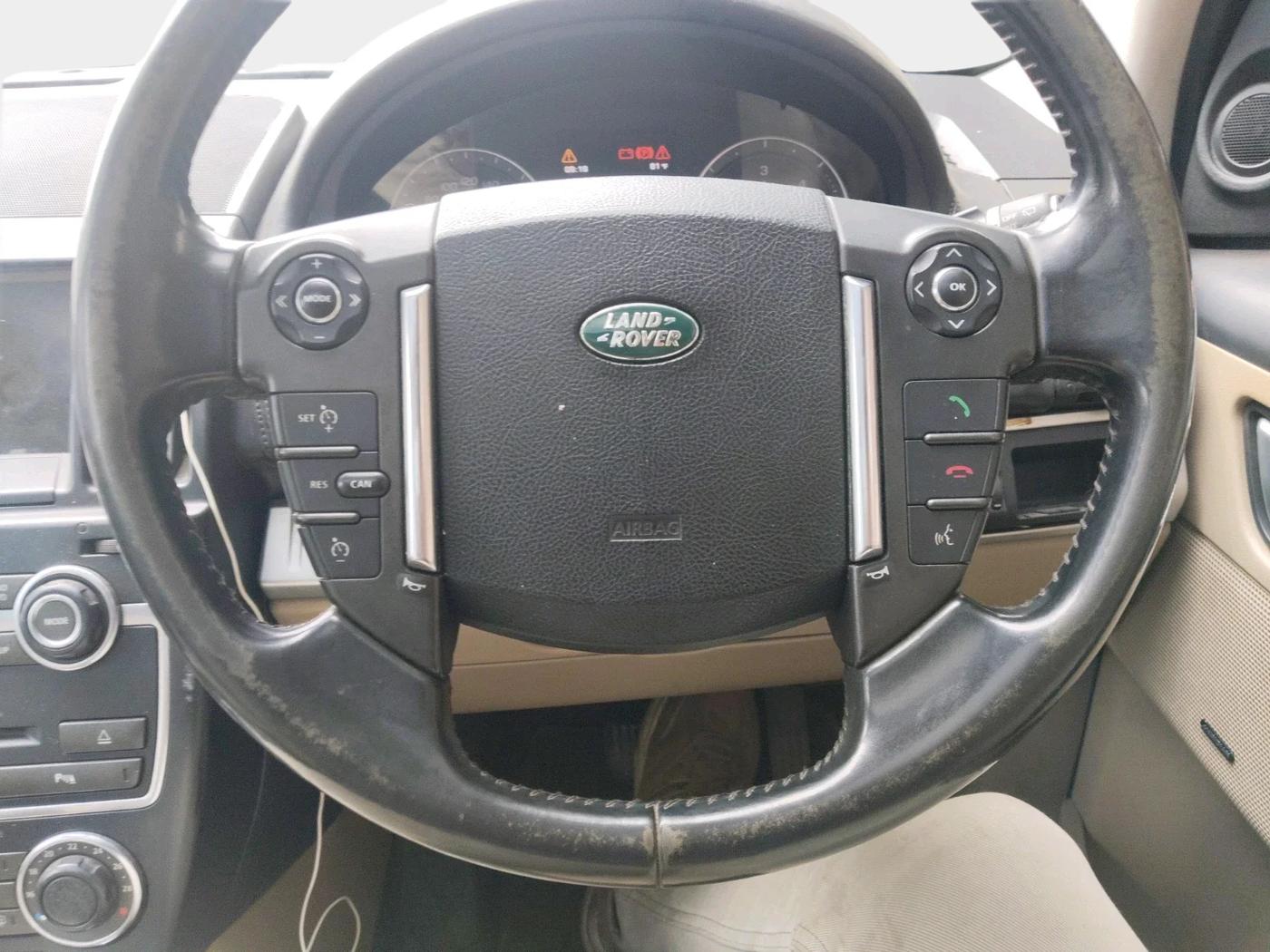2014 Landrover Freelander 2.0 SE, Diesel, Automatic, 80,768 km, interior