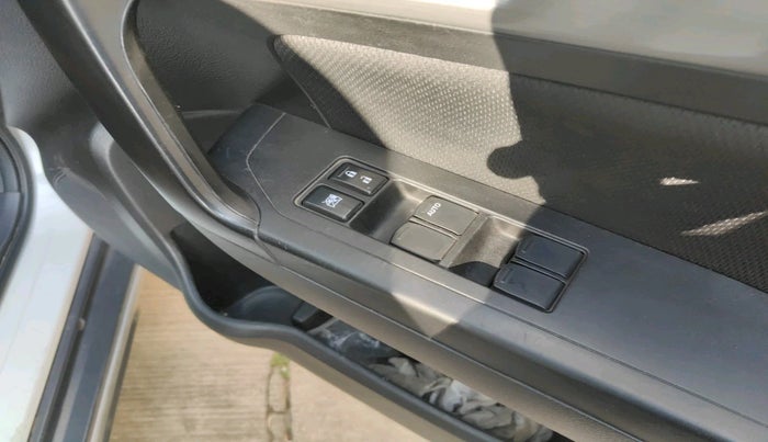 2019 Maruti Vitara Brezza ZDI PLUS AMT, Diesel, Automatic, 78,409 km, interior