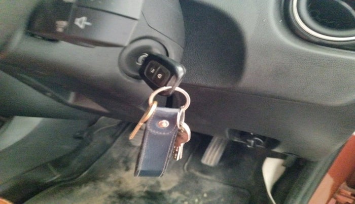 2019 Renault Duster 85 PS RXS MT DIESEL, Diesel, Manual, 70,183 km, interior