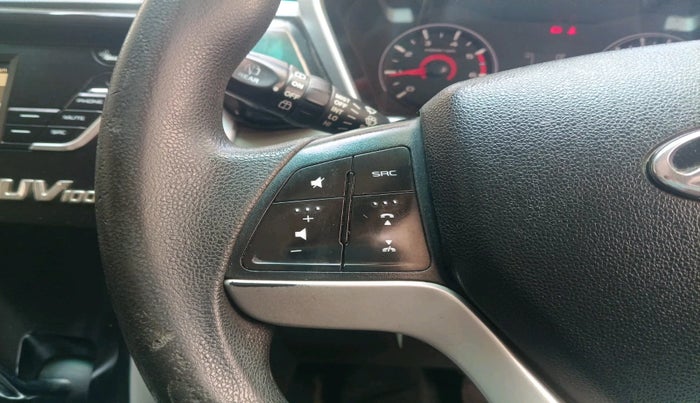 2016 Mahindra Kuv100 K8 D 6 STR, Diesel, Manual, 83,053 km, interior