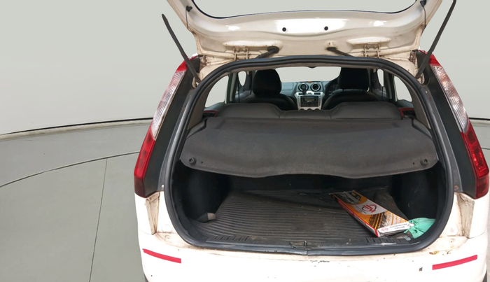 2010 Ford Figo TITANIUM 1.2 PETROL, Petrol, Manual, 1,34,029 km, exterior